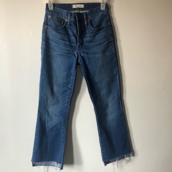❤️Madewell Jeans Cali Demi Boot Raw asymmetrical Hem medium wash size 24 - Picture 1 of 7